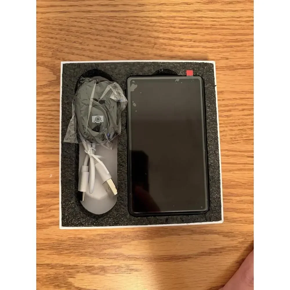 Magnetic Selfie Screen NIB
